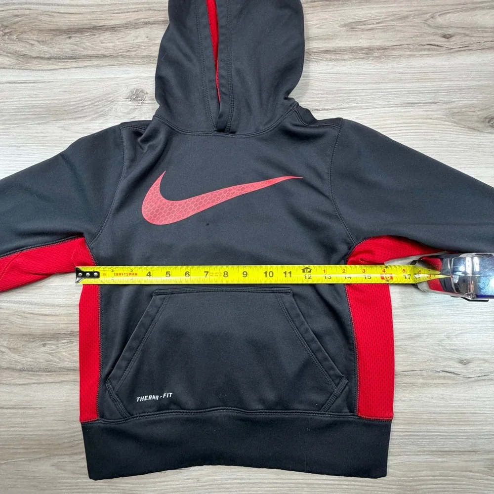Kids Nike Therma Fit Hoodie Black Red‎ Logo Activewear Size XS